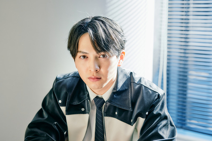 M!LK、メジャーデビュー日のヒット祈願・船上ライブ 1日に密着した完全