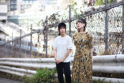 FINLANDSインタビュー 1年中モッズコートの話題の厚着女性2人組に注目