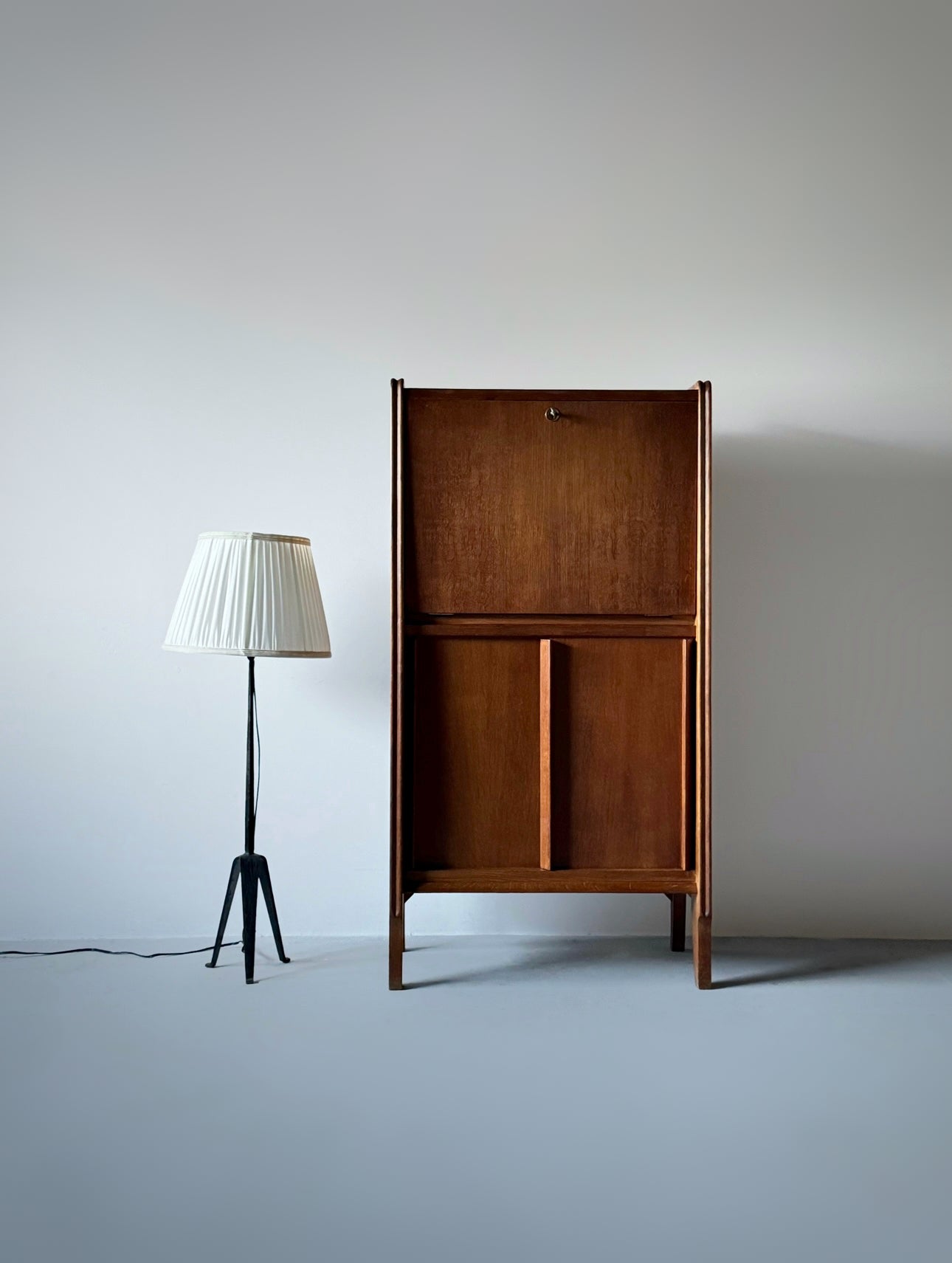 B2010409-5672-481D-9ABE-