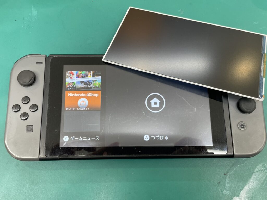 Nintendo Switch 液晶割れ修理 - Switch修理ドットコム