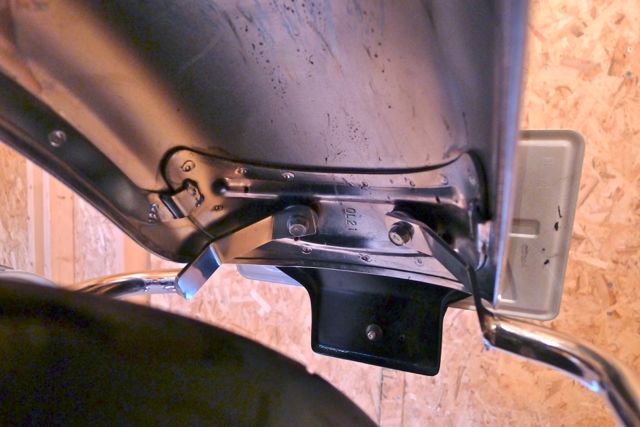 シムズクラフト・サイドバッグサポートバー取付 | 散歩の思考