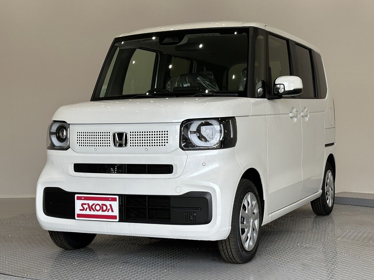 N-BOX ベース プラチナホワイト・パールの在庫情報 | サコダ車輌グループ