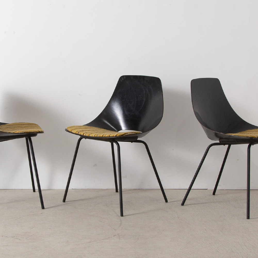 stoop | Chair by Pierre Guariche for Stainer in Wood and Stripe