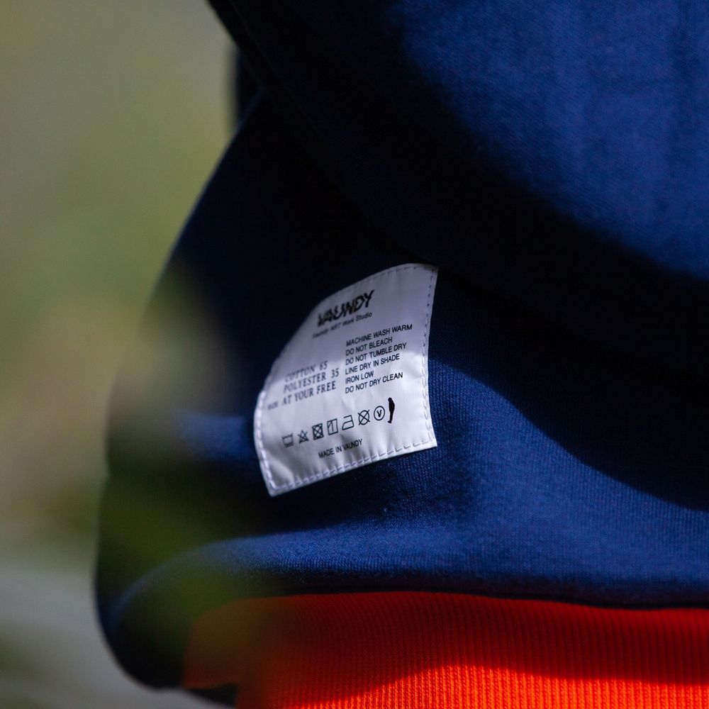 商品詳細ページ | Vaundy ONLINE STORE | Logo Sweat Tops“NIDONE