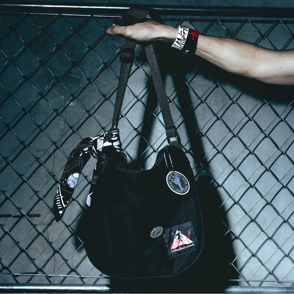 商品詳細ページ | amazarashi official store | 言葉ゾンビ Shoulder Bag