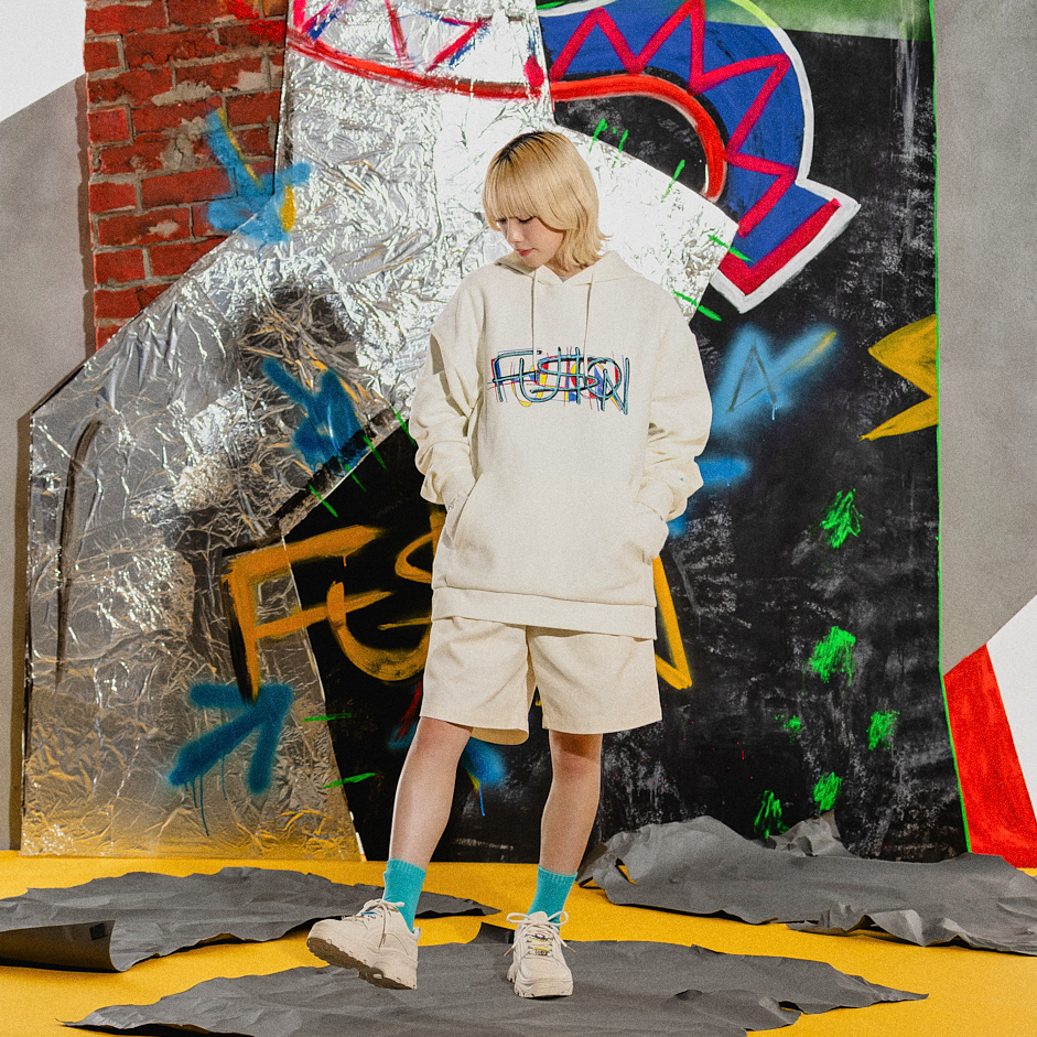 商品詳細ページ | Vaundy ONLINE STORE | Logo Hoodie 