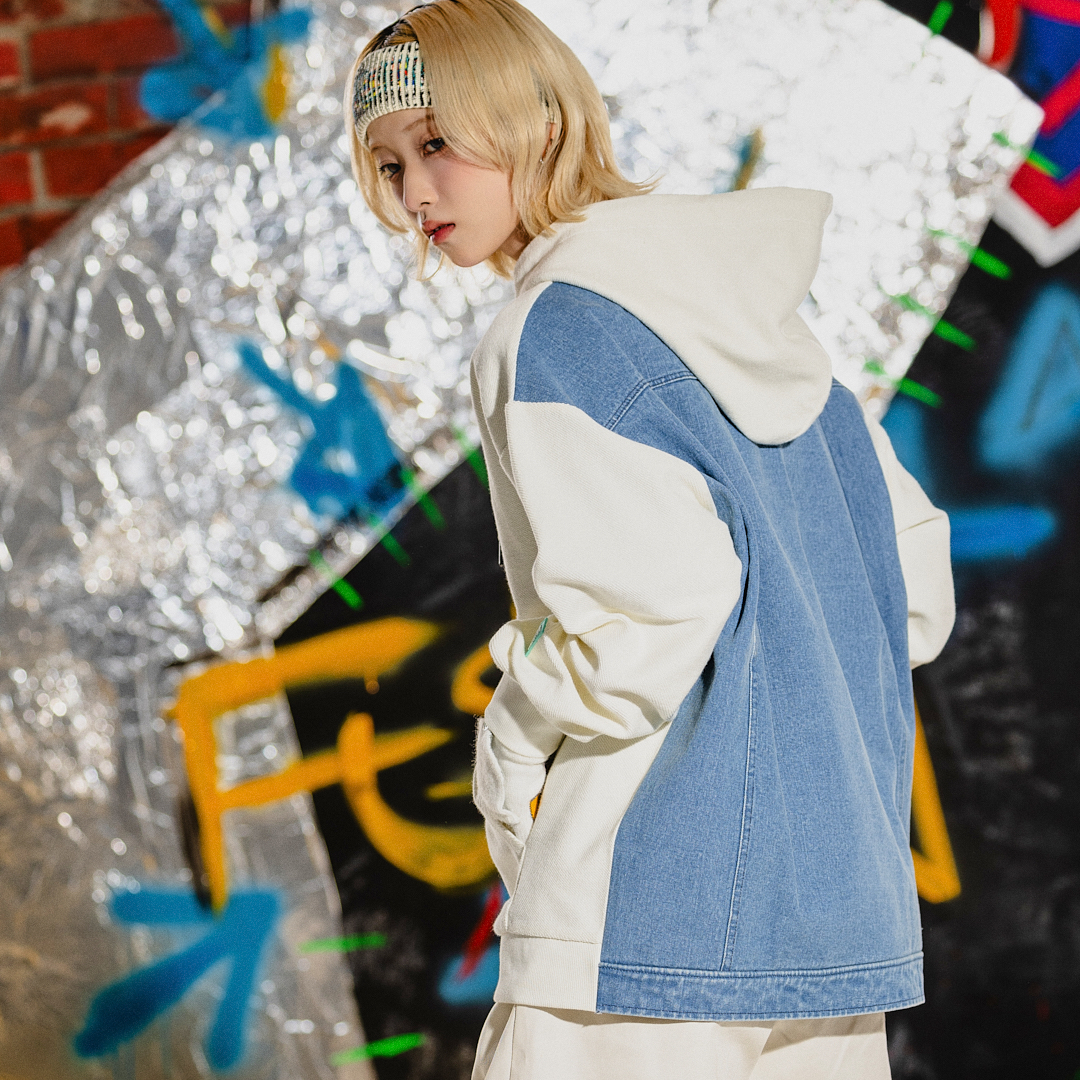 商品詳細ページ | Vaundy ONLINE STORE | Logo Hoodie 