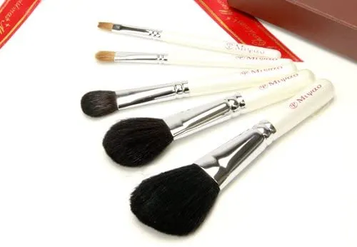 宮尾(Miyao) 熊野筆ホワイトパール・メイクブラシ5本セットの悪い