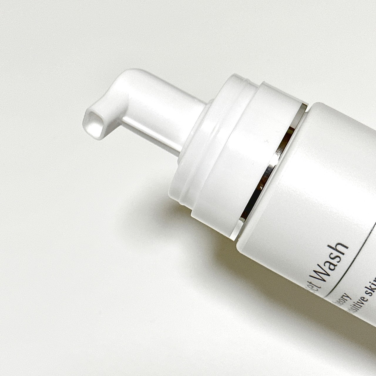 乾燥した肌の毛穴汚れに！！14年連続売上No.1！』by みこ : 専科(SENKA