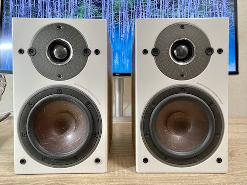 美しいボーカルの息づかいが手に入るDALIスピーカーOBERON1