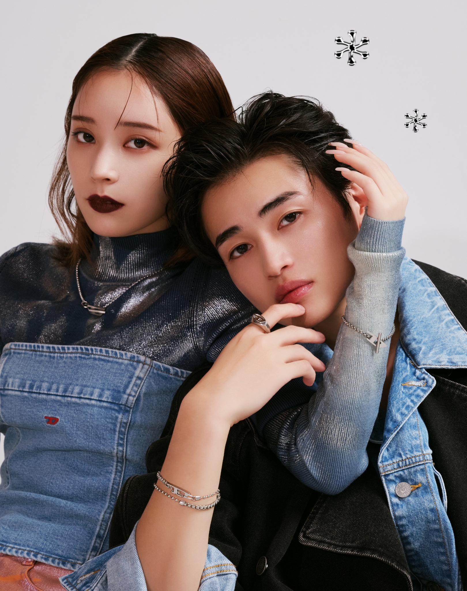 西垣匠と那須ほほみのクリスマスはDIESEL WATCH&JEWELRYで銀色に輝く