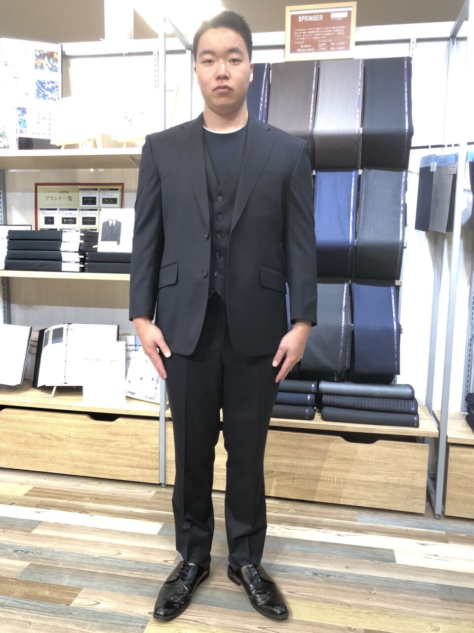 汎用性抜群のオールシーズン対応シャドーストライプスーツ-セント