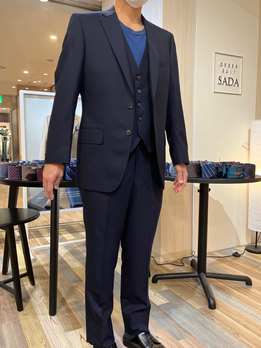 極美品】SOLIDO パッカブルスーツネイビー