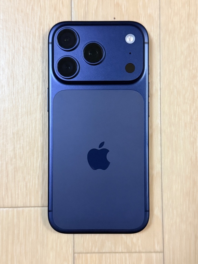 apple iPhone 17 Pro 256GB blue ディープブルー わずかに傷あり｜リベ