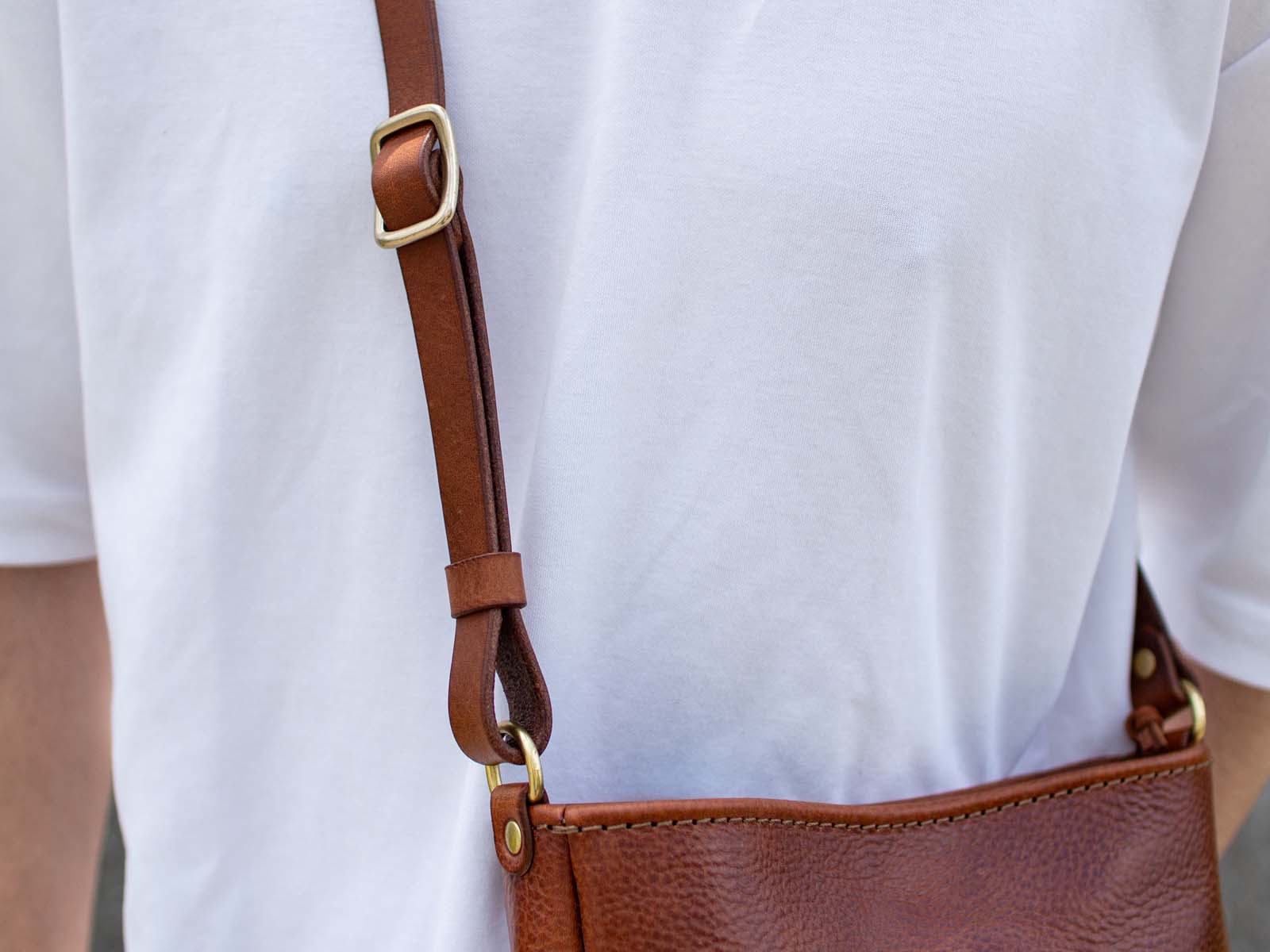 コッコレショルダー |analogico（アナロジコ）