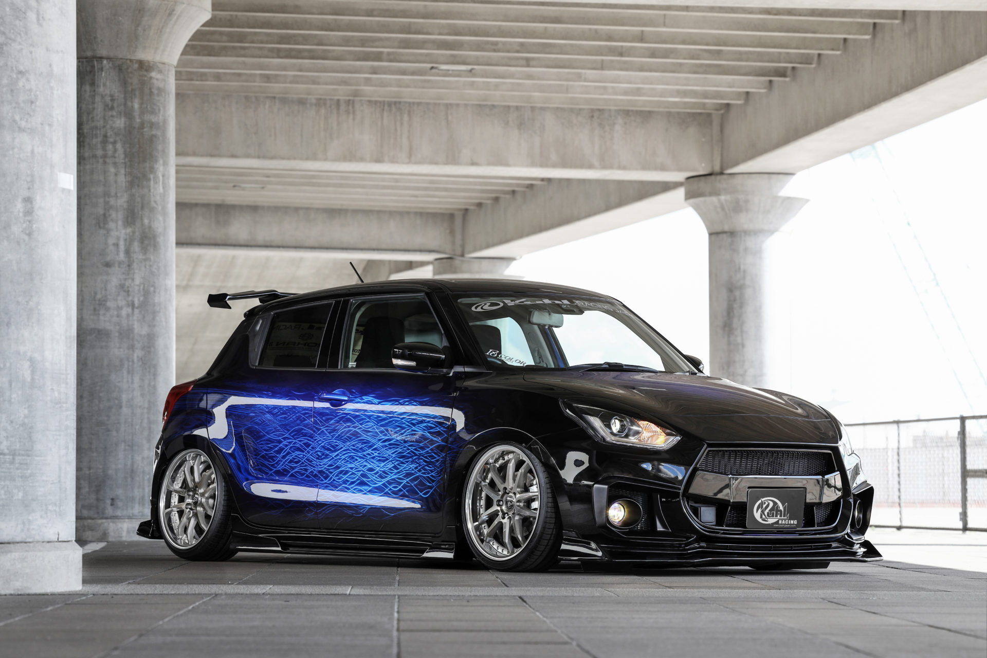 KUHLRACINGデモカー紹介（前編）！33SWIFTSPORTSスイフトスポーツ