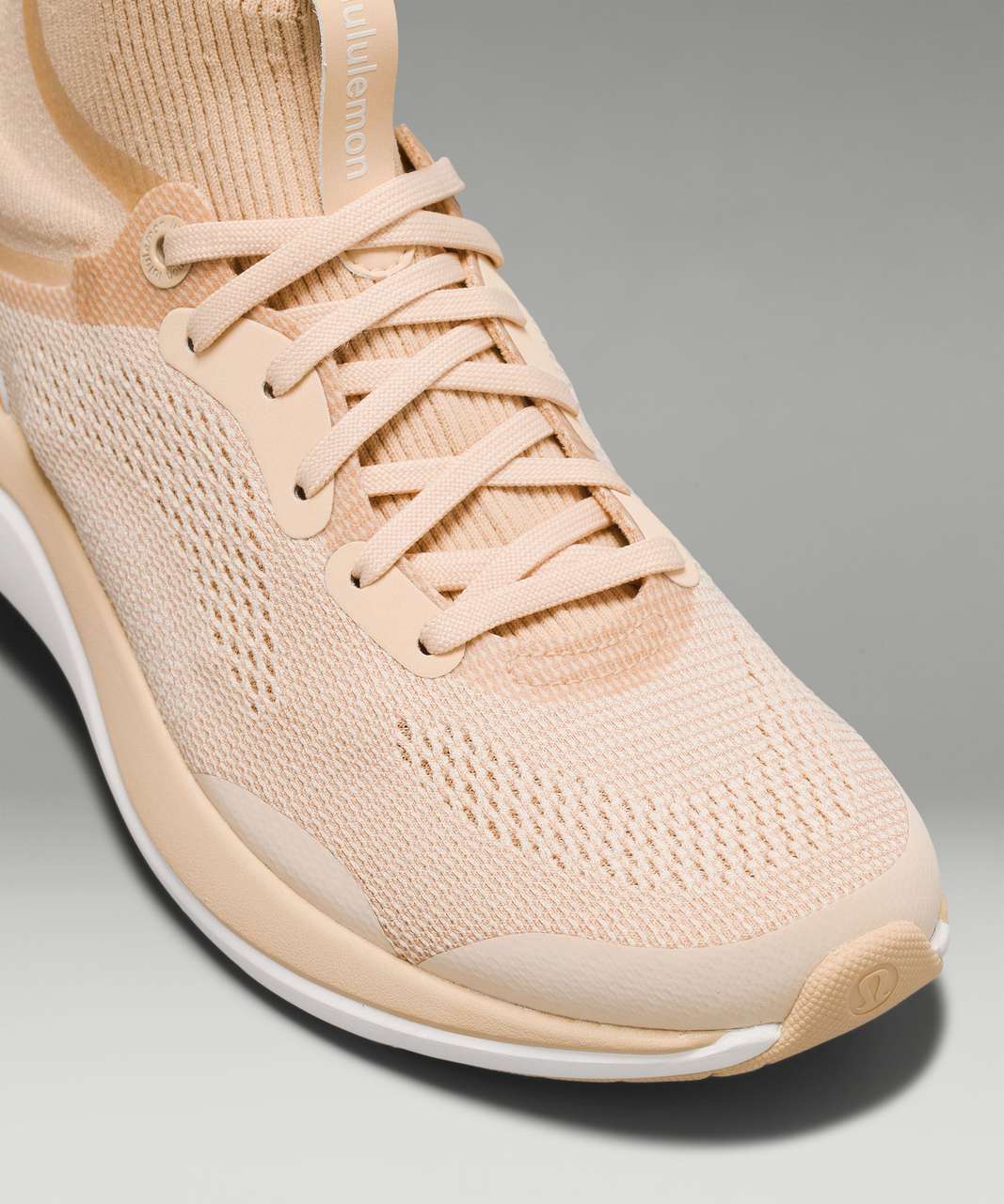 Lululemon Chargefeel Mid Womens Workout Shoe - Prosecco / Lemon
