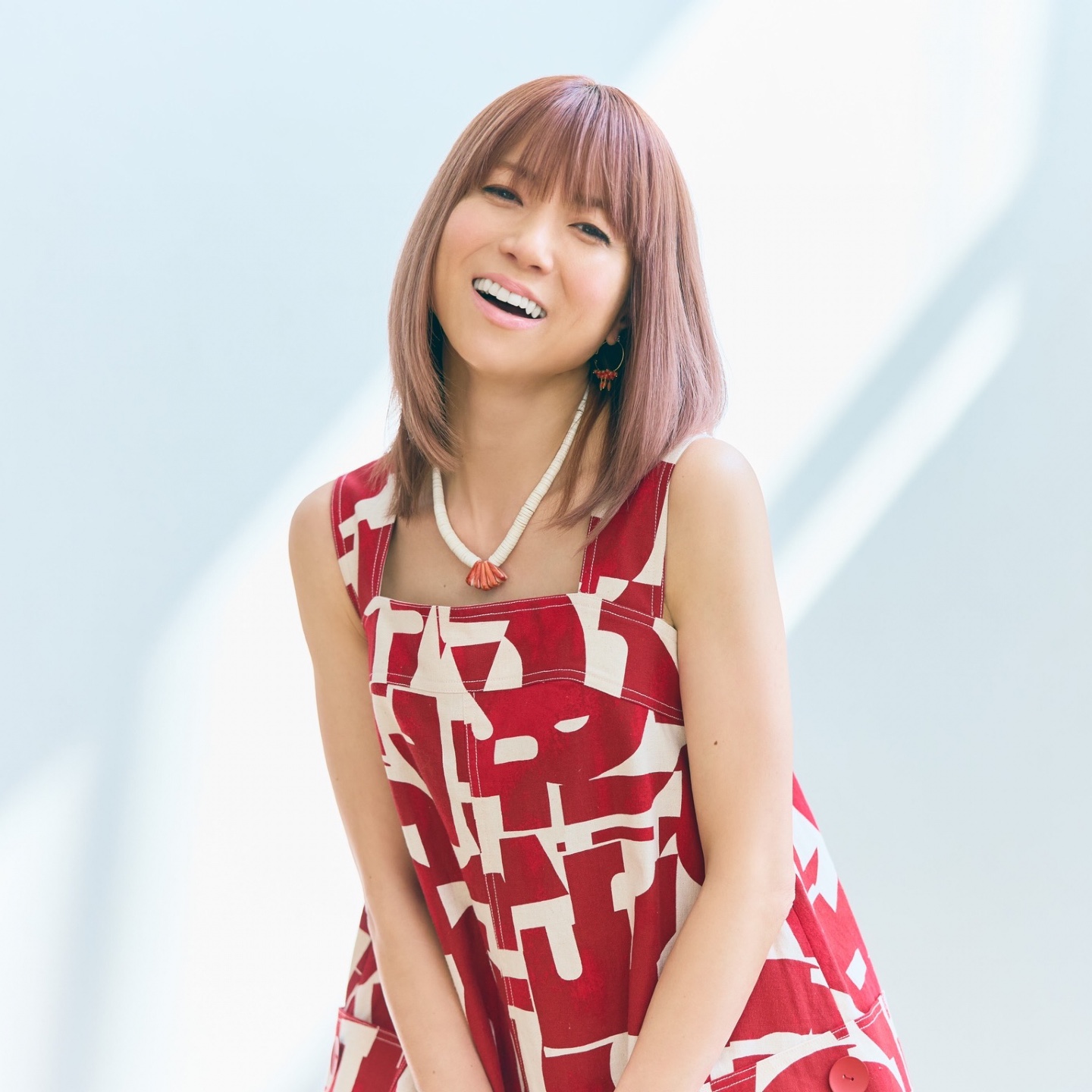 hitomiのファンクラブ | frontier