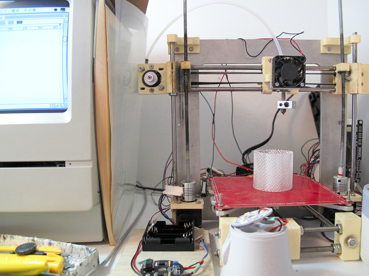 オープンソースの3Dプリンターが誘う、工芸とデザインを辿る旅｜新工芸