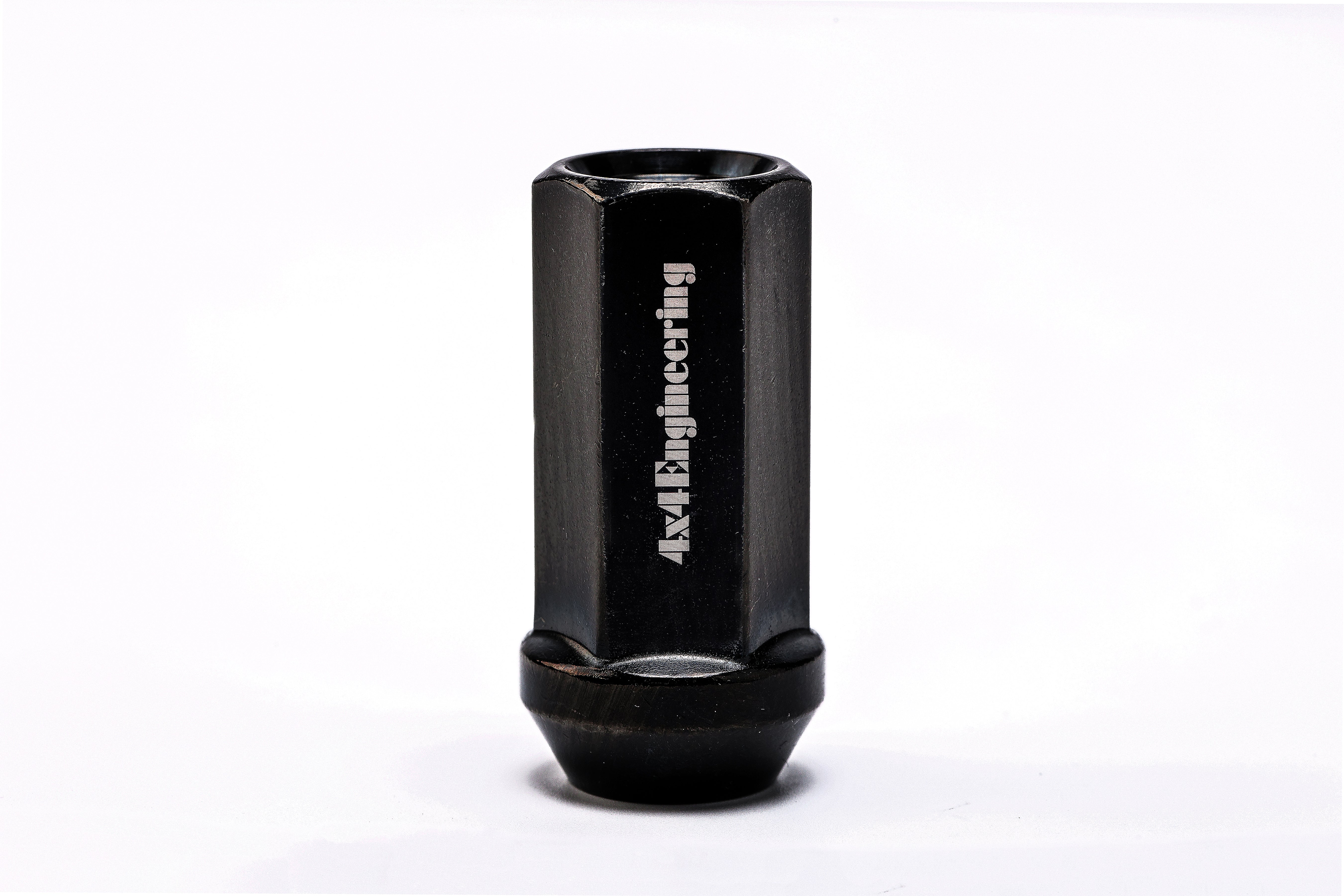 4x4Engineeringオリジナルコンペティションナット 4個入り(M14x1.5