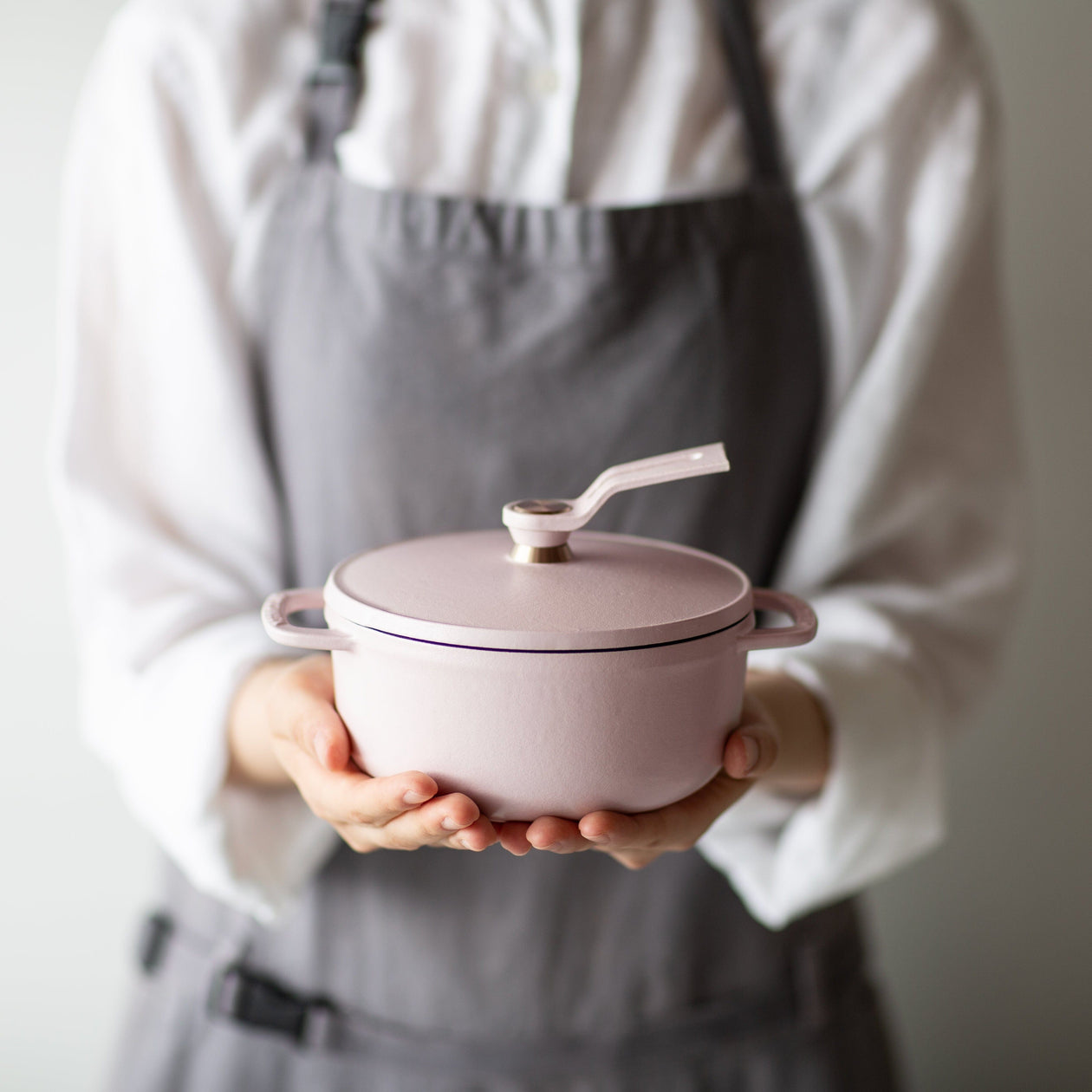 Vermicular Oven Pot 2.0 | 14cm | Standing Handle – Milk Street Store