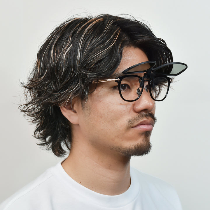 ClipOn05_tv_2_c6e84cd9-62c0-