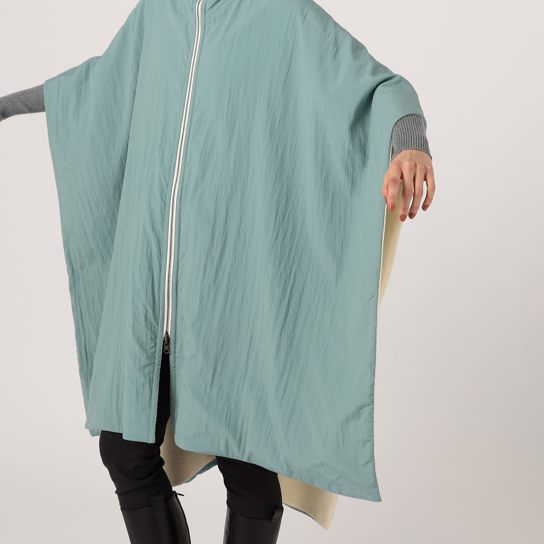 レーヨンウール リバーシブルポンチョ｜トゥモローランド 公式通販