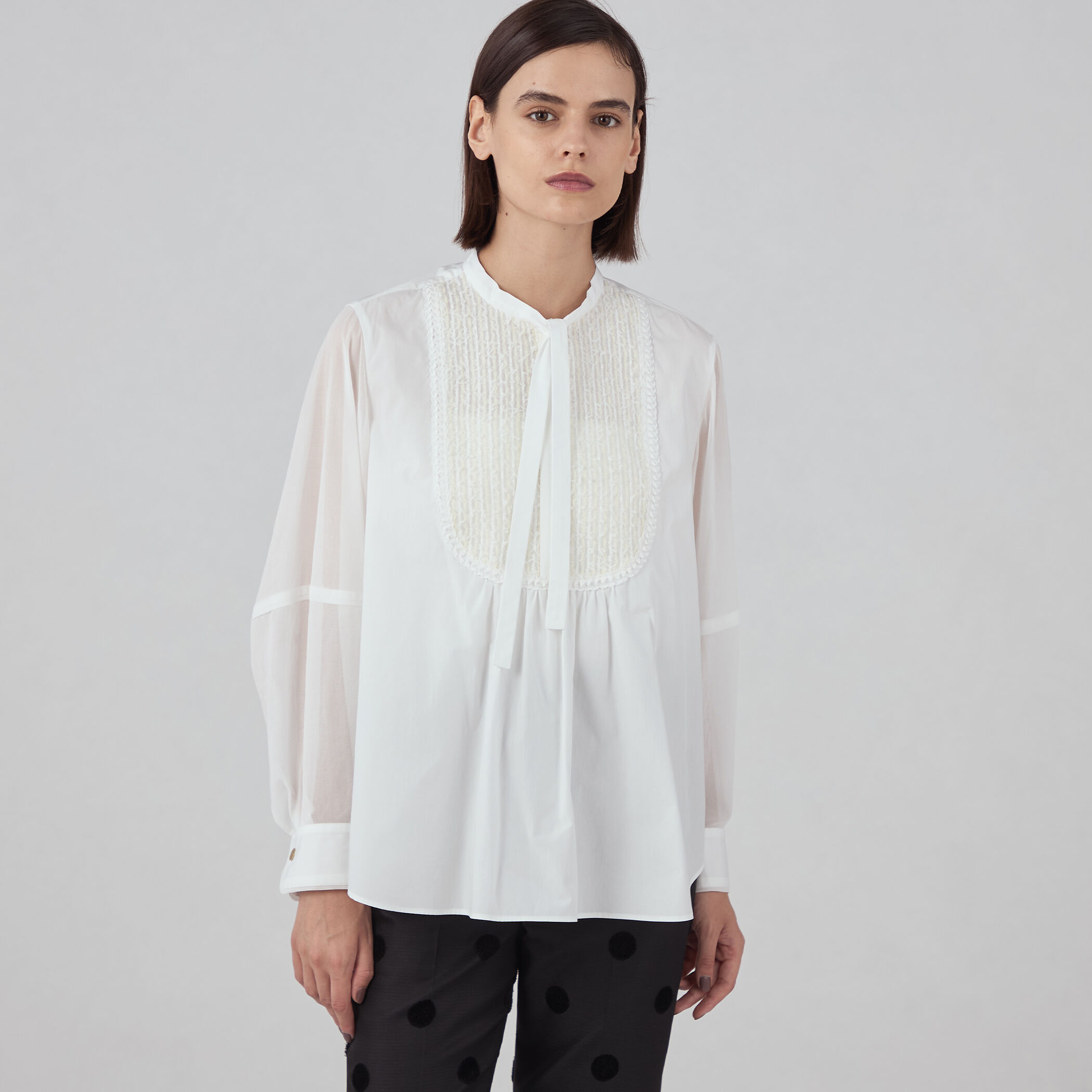 ホワイトコンビネーション ボウタイブラウス｜トゥモローランド 公式通販