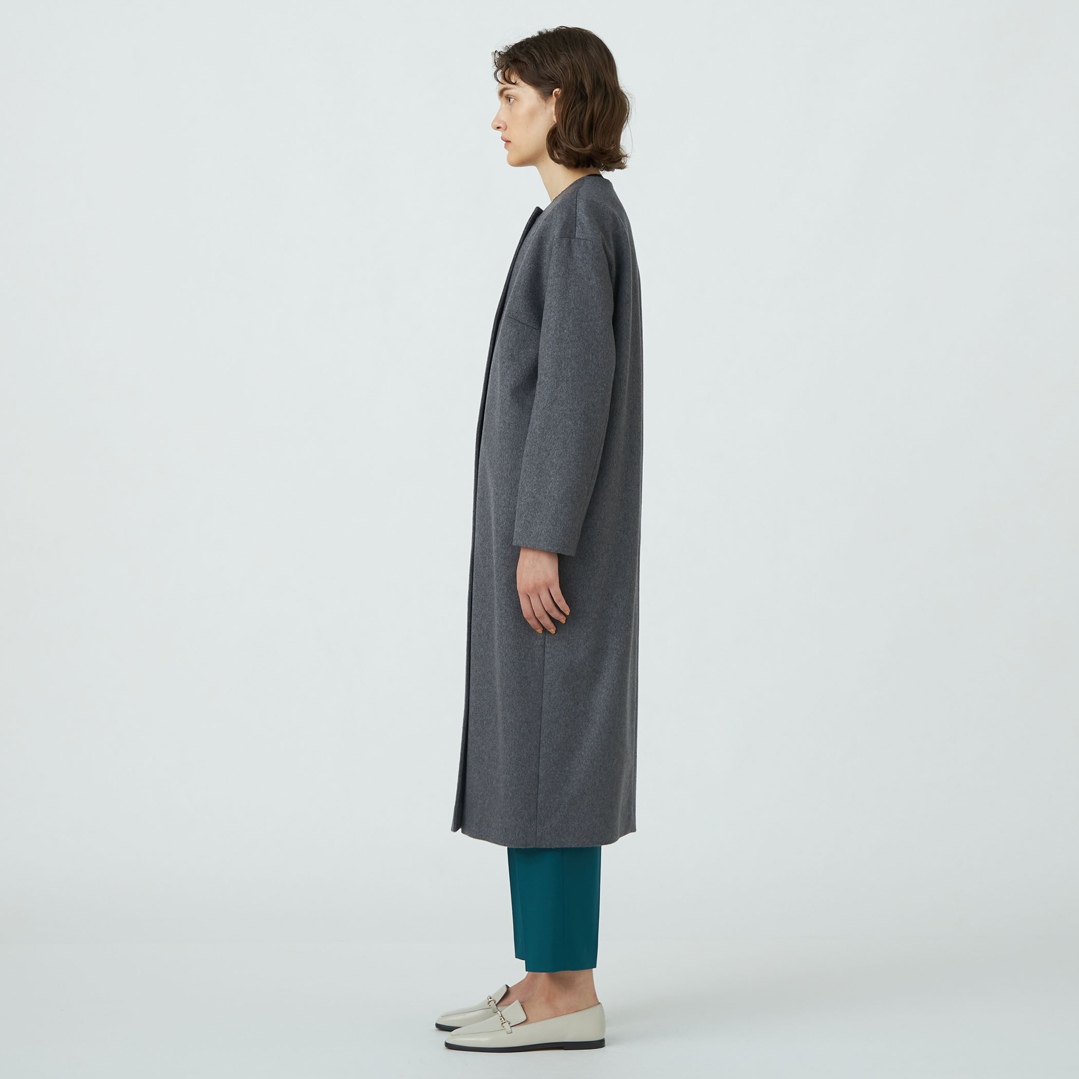 ウェービーカシミヤ ノーカラーコート｜トゥモローランド 公式通販