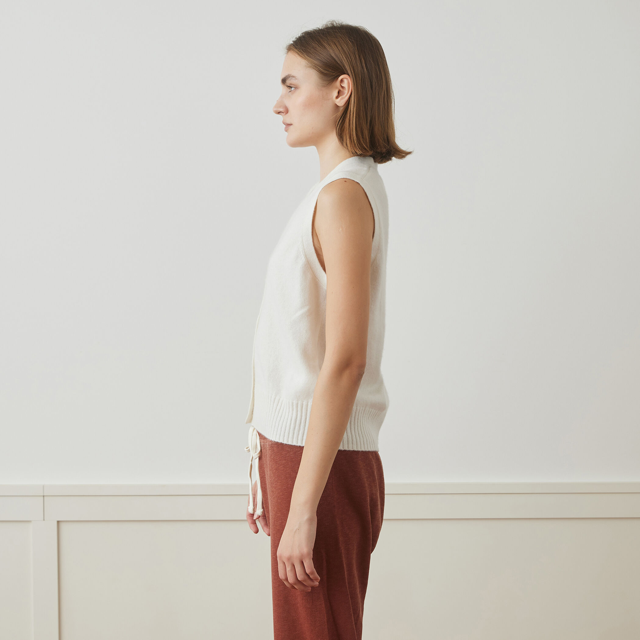 サンランド カシミヤコットン Vネックベスト WCCN2566