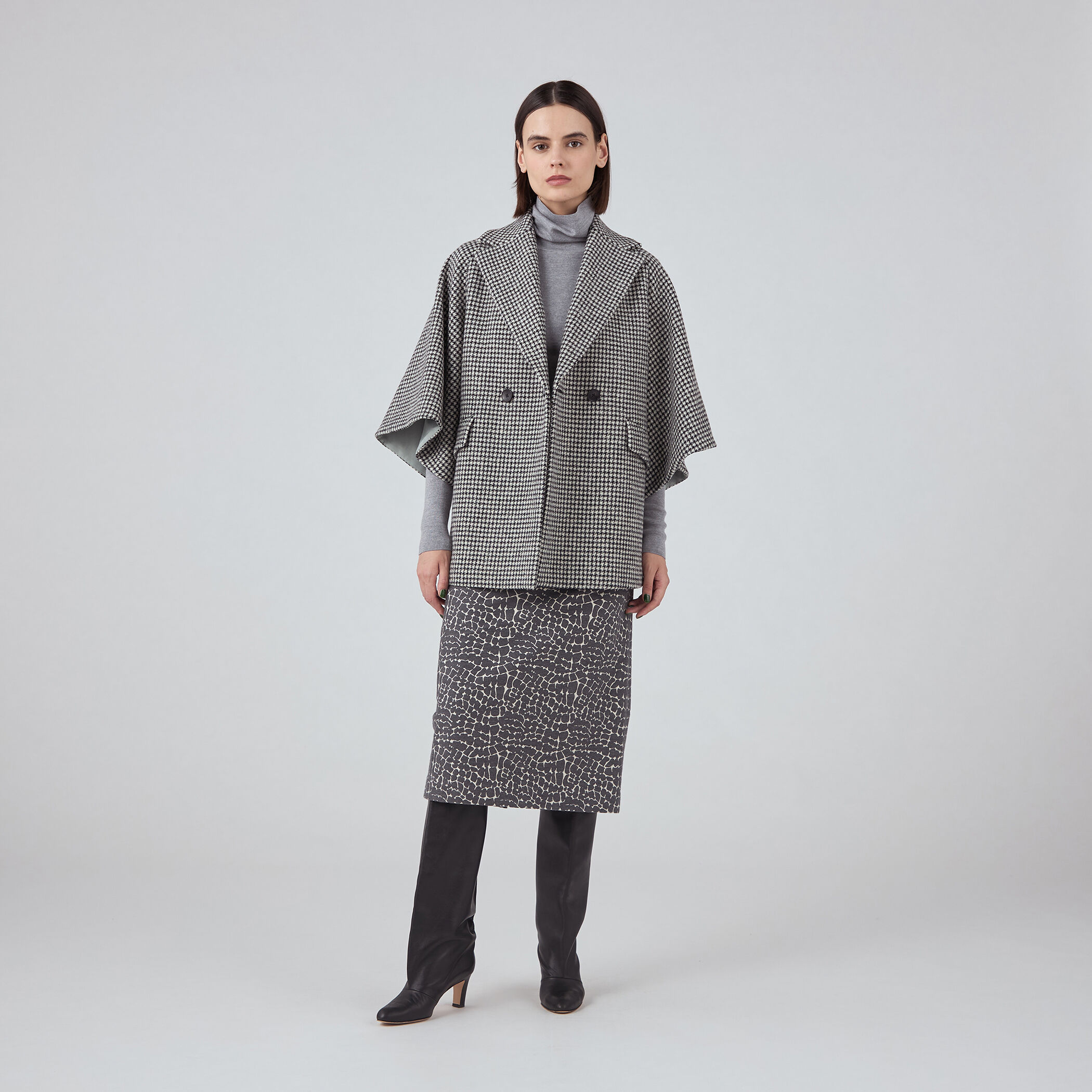 ウールカシミヤシェファード フレアスリーブショートコート