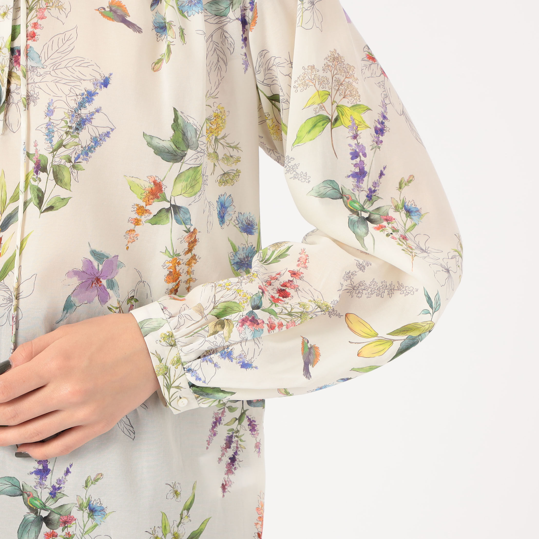 カカオフラワープリント ボウタイブラウス｜トゥモローランド 公式通販