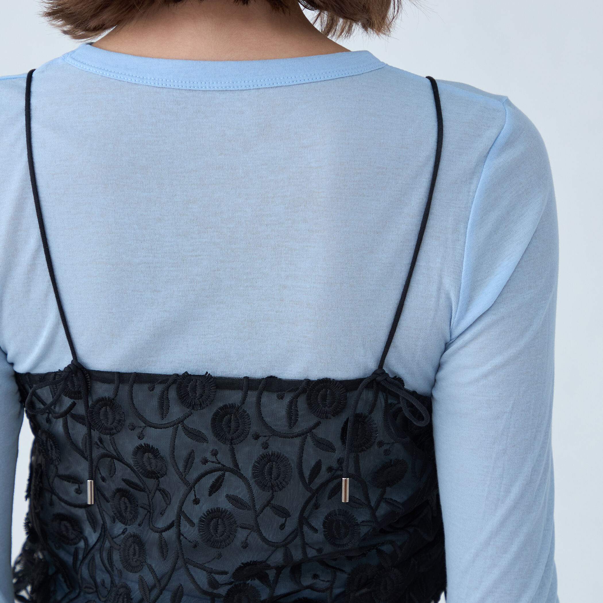 メッシュエンブロイダリー キャミソール｜トゥモローランド 公式通販