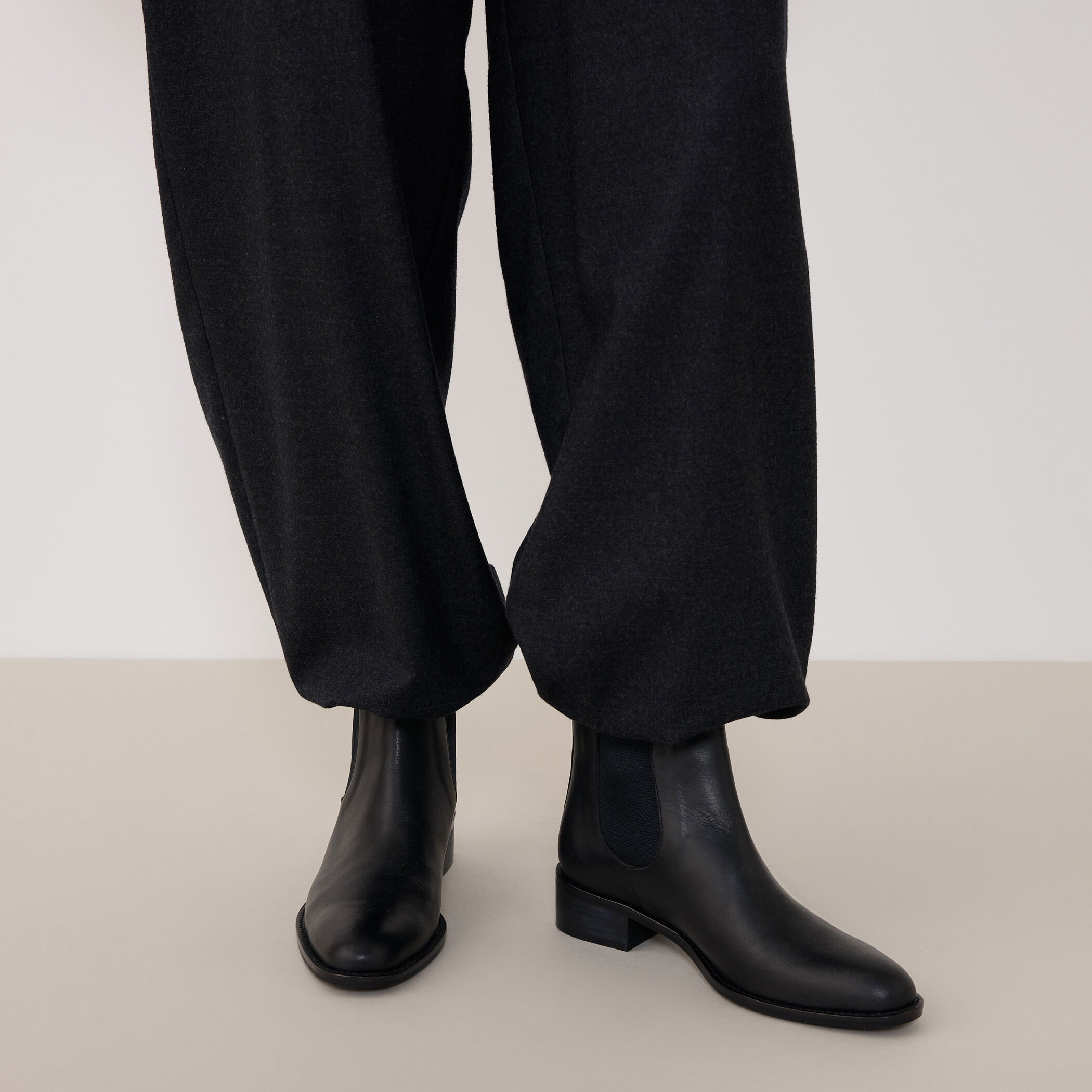 GALERIE VIE サイドゴアショートブーツ｜トゥモローランド 公式通販