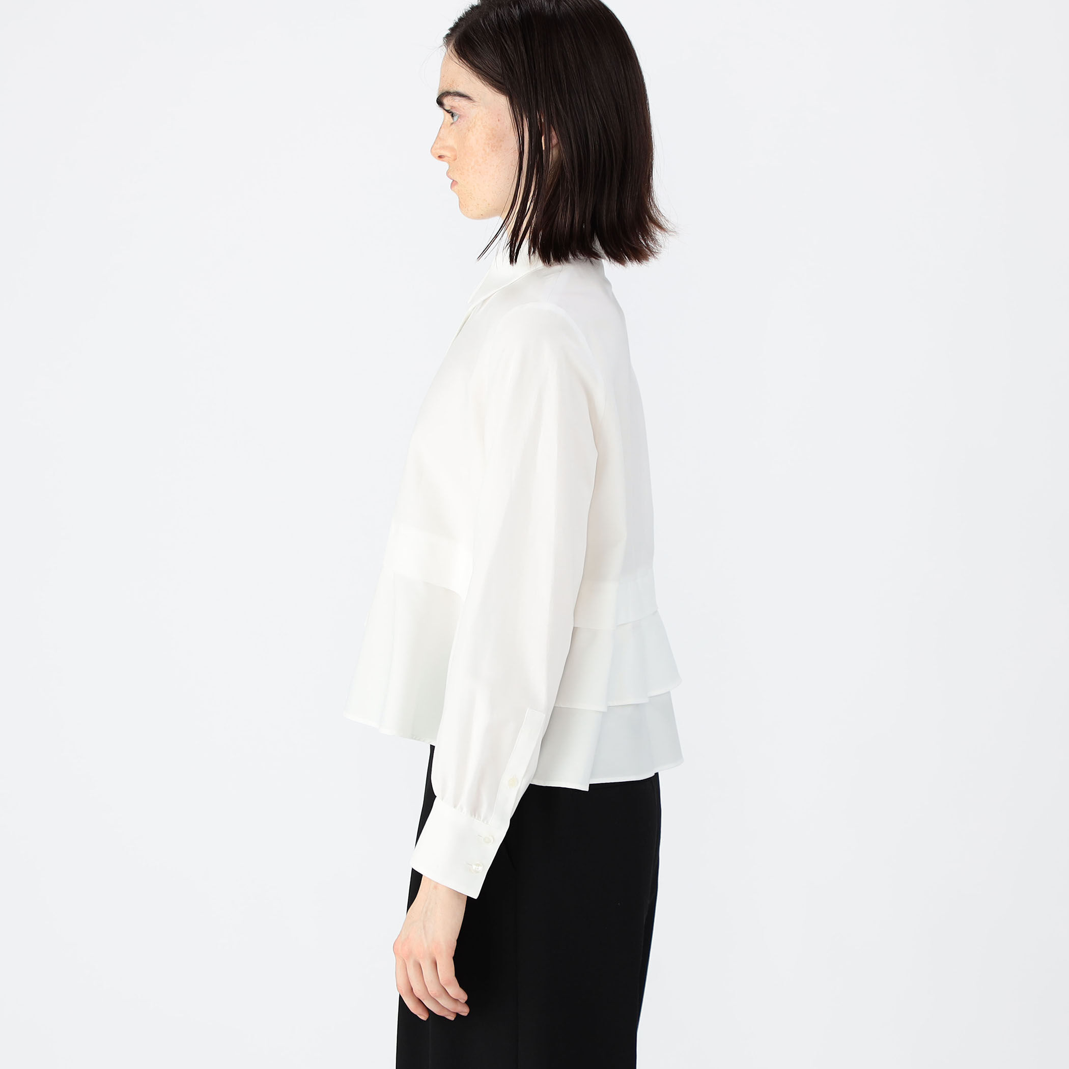 タイプライターダブルクロス アシンメトリックフリルロングスリーブ