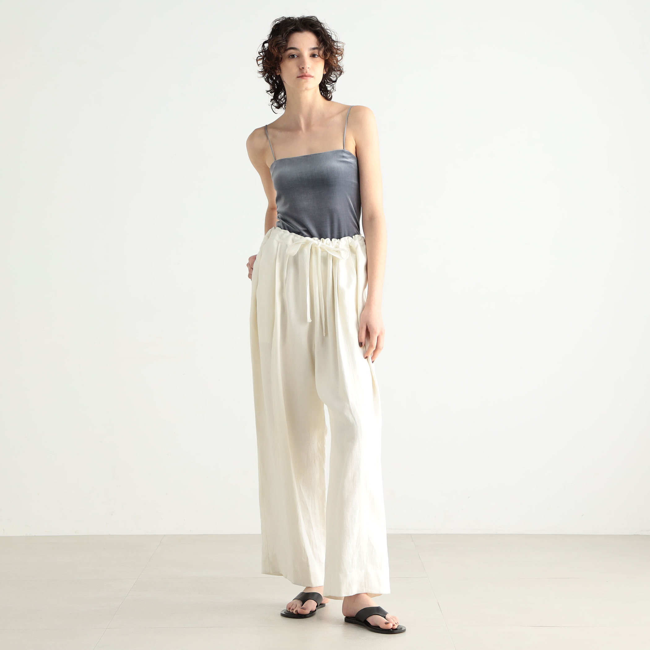 inner piece ベロアジャージー カップインキャミソール