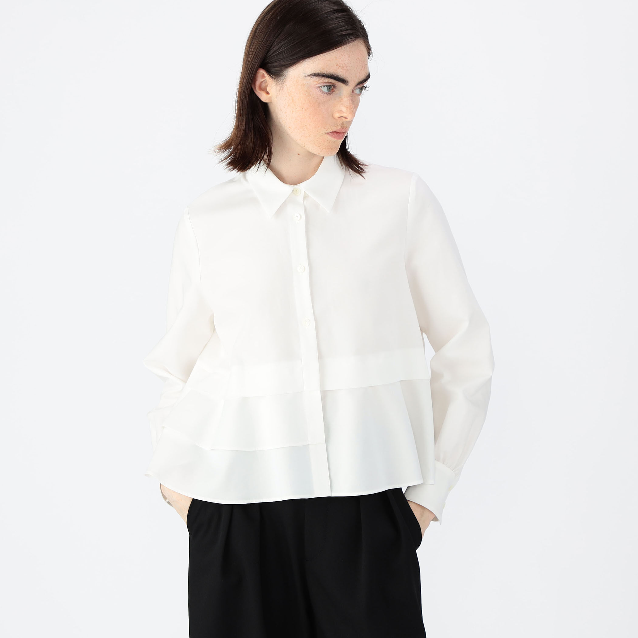 タイプライターダブルクロス アシンメトリックフリルロングスリーブ