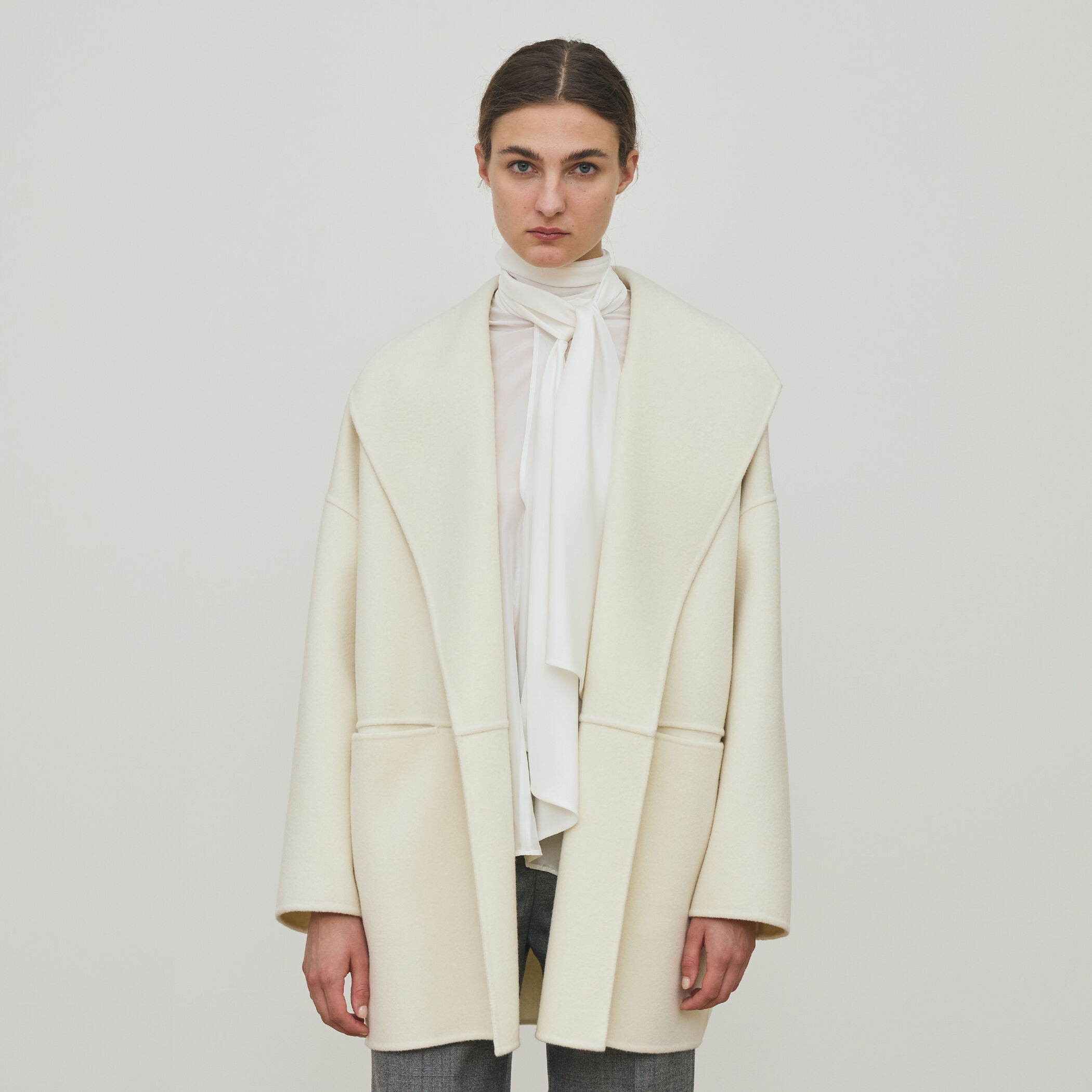 ダブルフェイスメルトンビーバー ウィングカラーコート