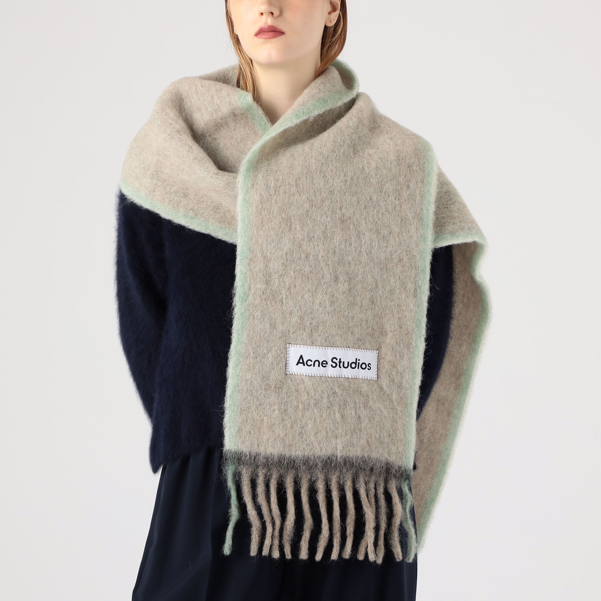 Acne Studios ウールモヘヤスカーフ｜トゥモローランド 公式通販
