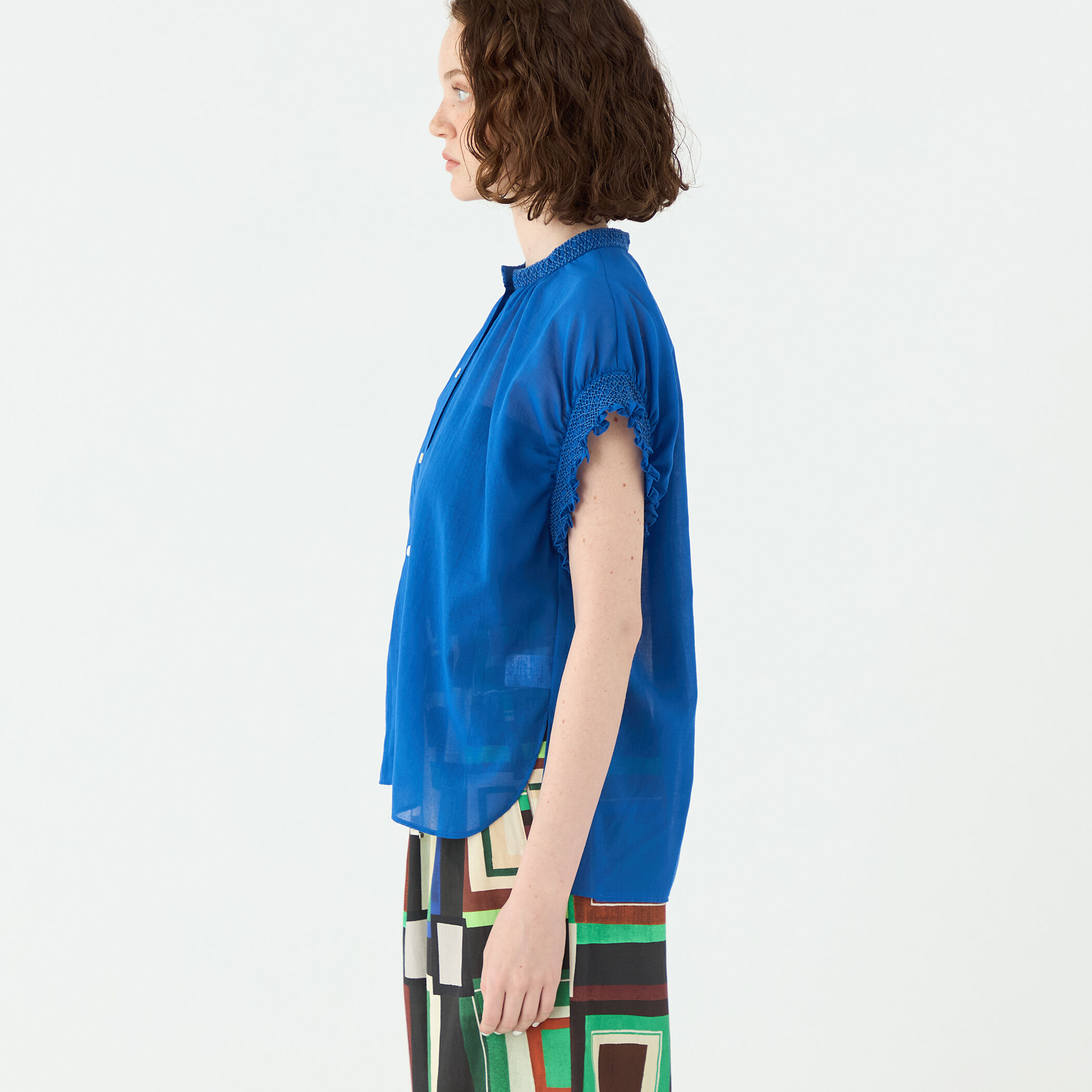 コットンクレープ スタンドカラーブラウス｜トゥモローランド 公式通販