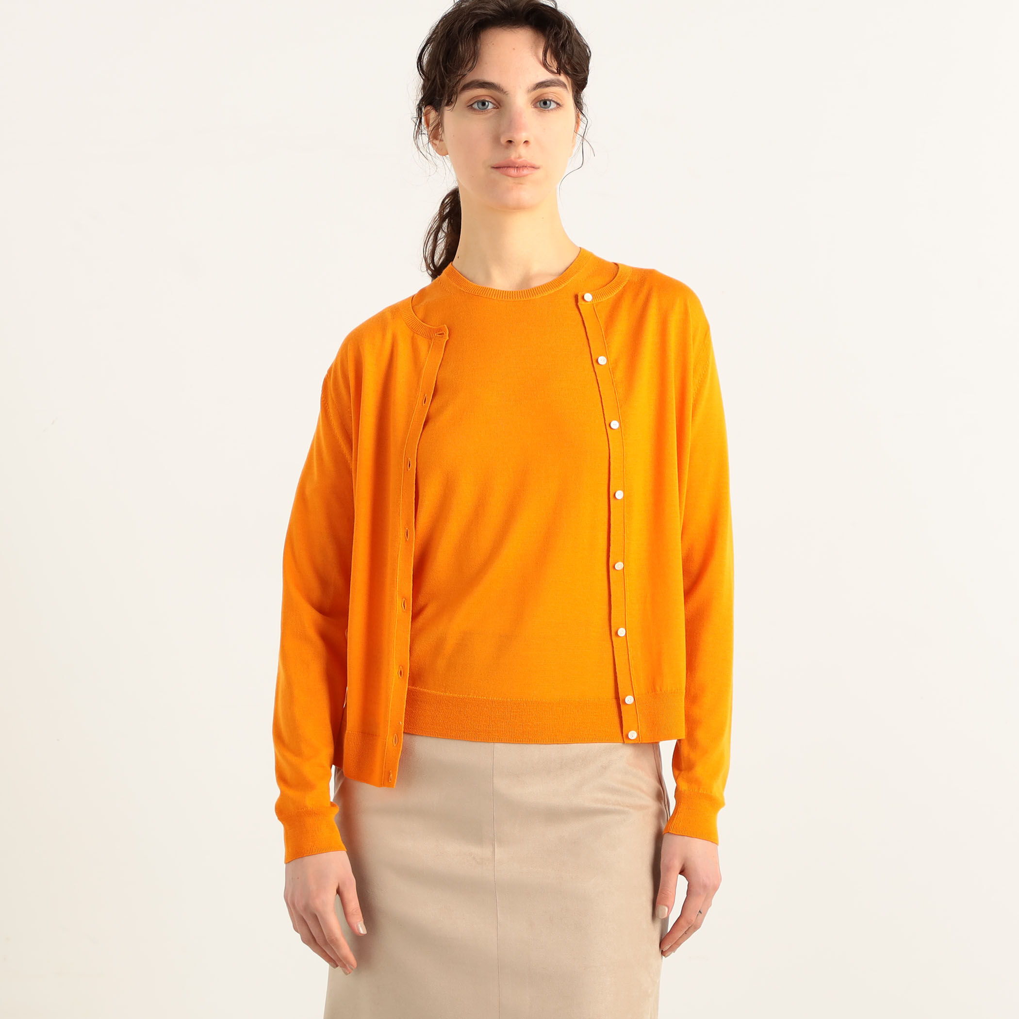 スーパーファインウール クルーネックカーディガン｜トゥモローランド