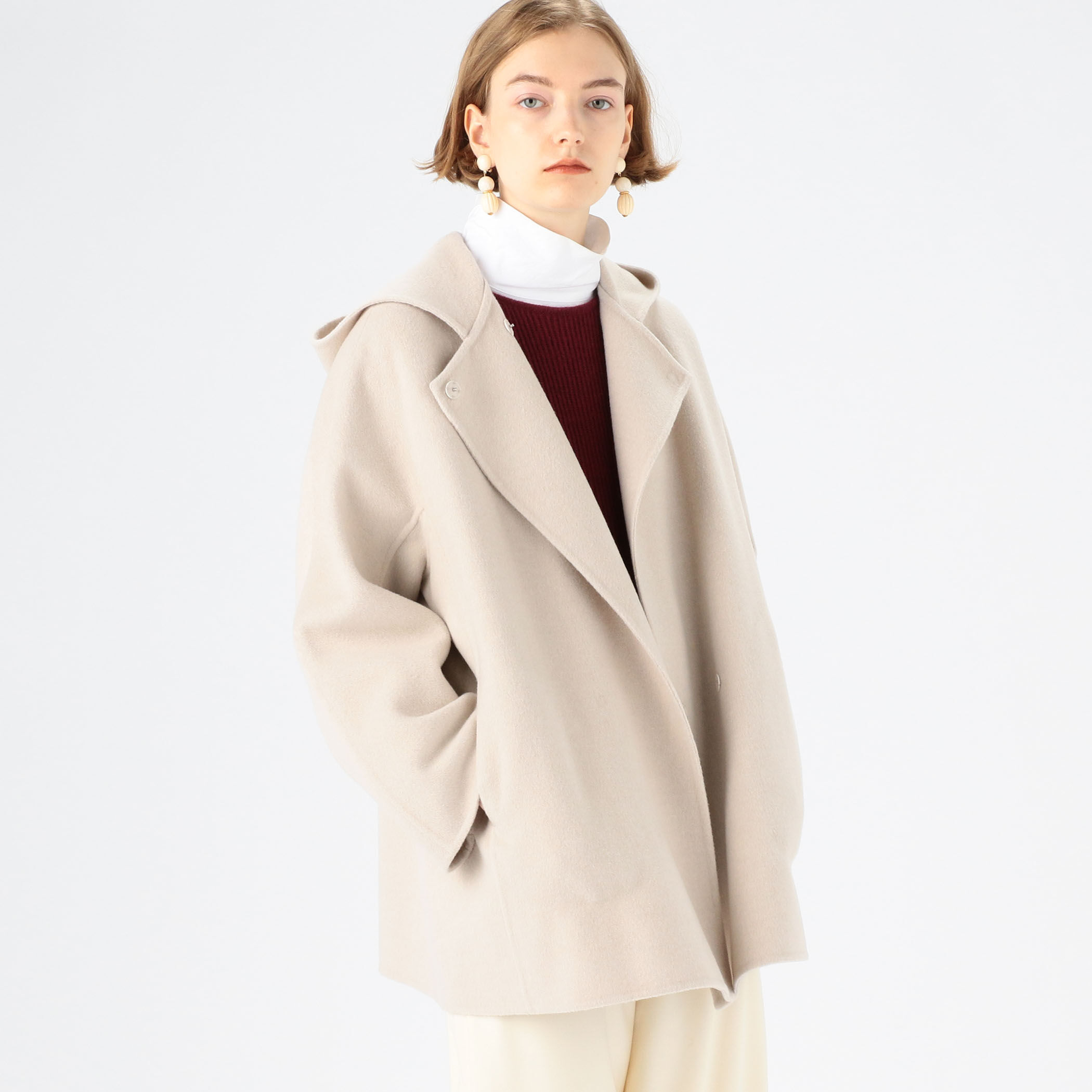 プレミアムウールリバー フーデッドショートコート｜トゥモローランド