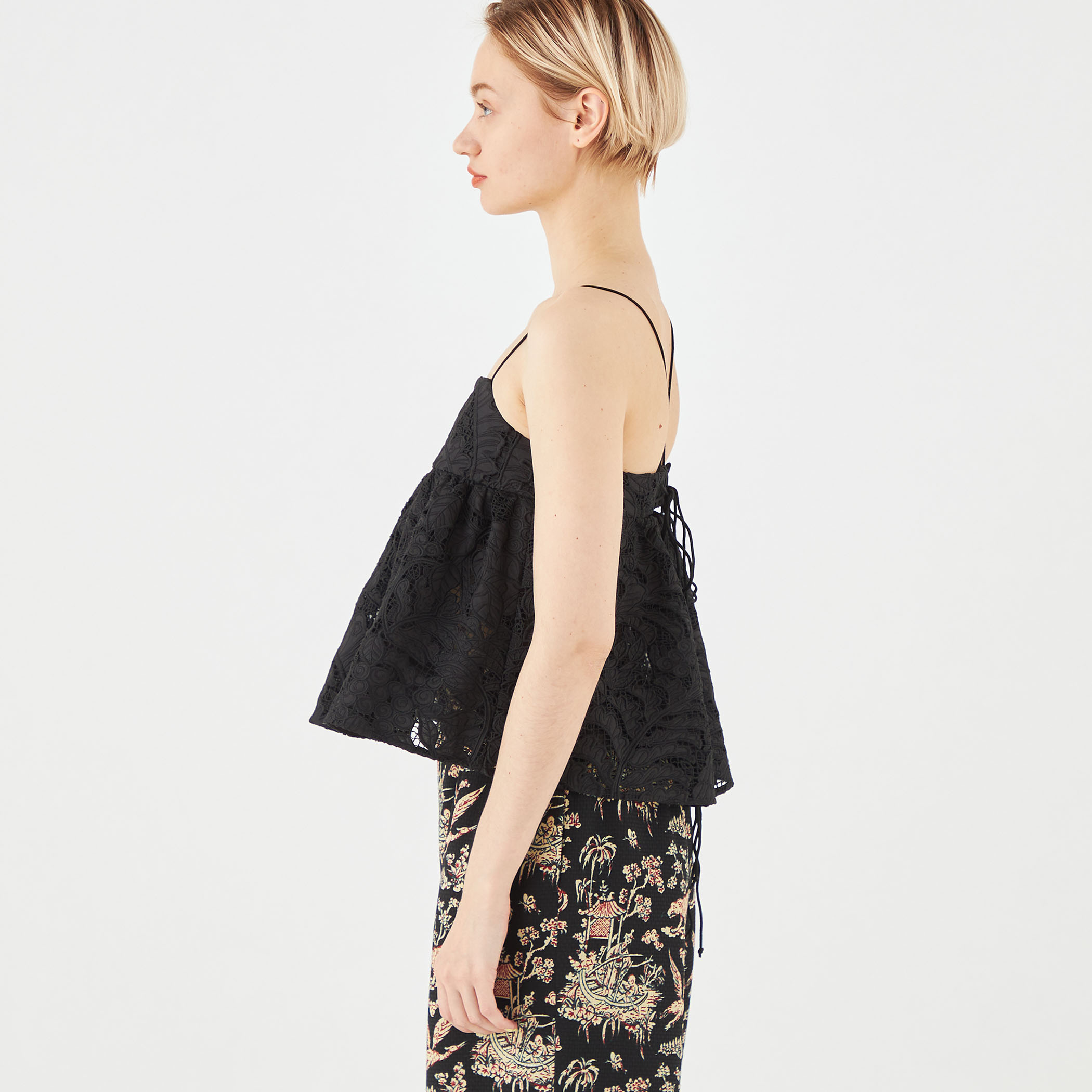 item84bac14ef0bb11eeb7ff0242ac