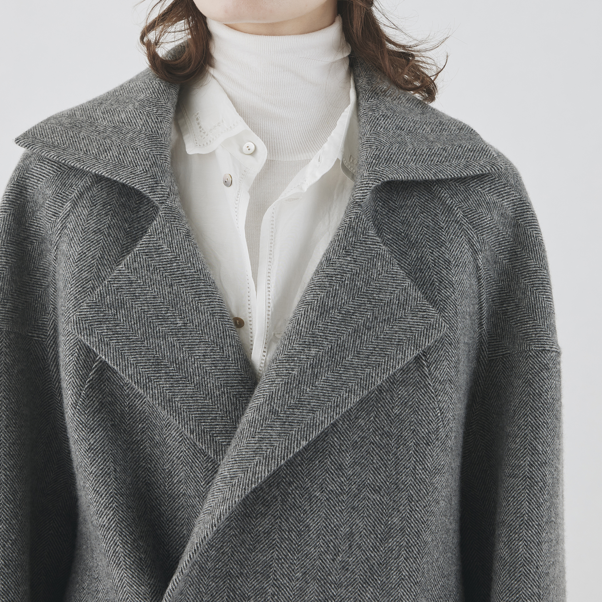 ヘリンボーンダブルフェイス コクーンシルエットショートコート