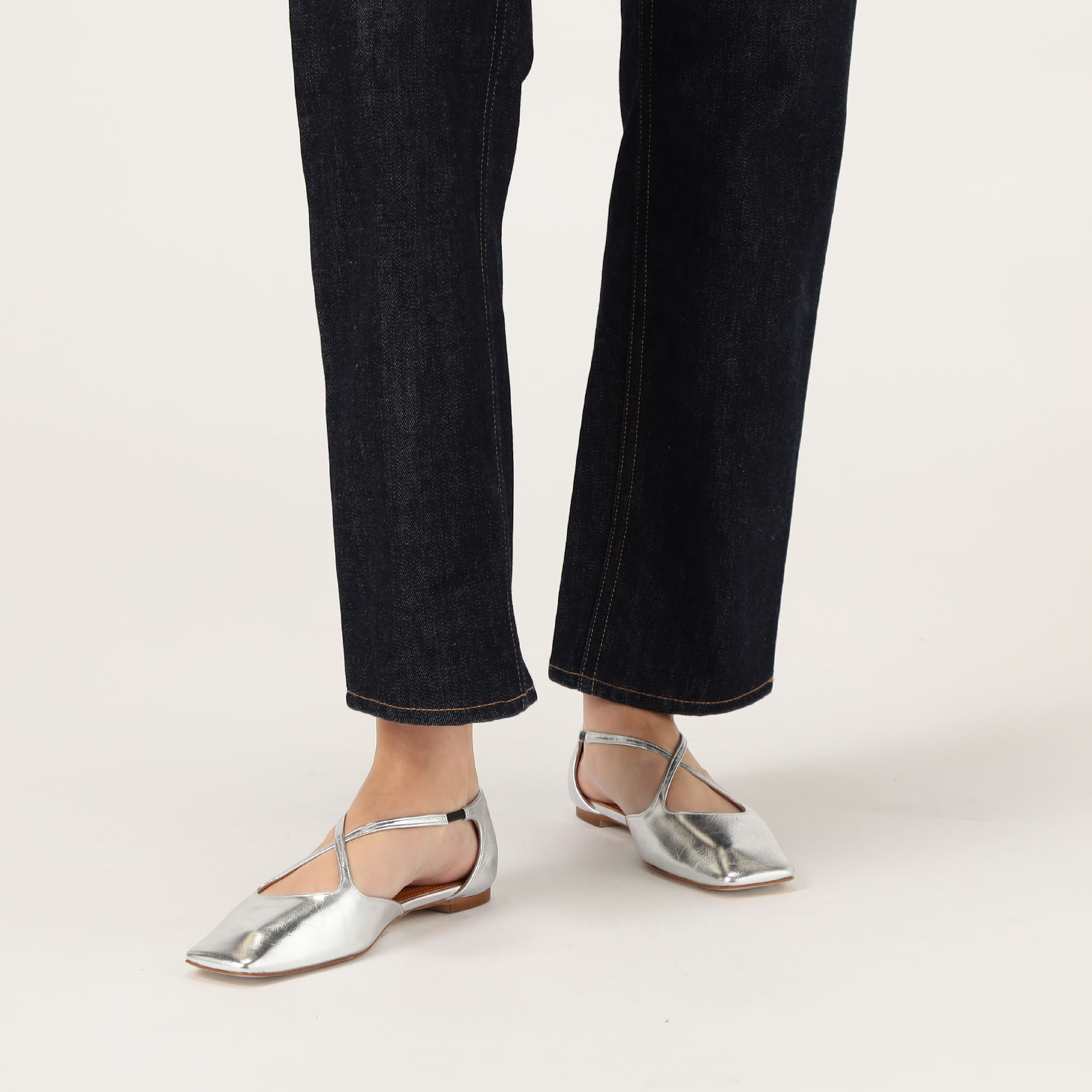 PIPPICHIC AMBER シルバー フラットシューズ｜トゥモローランド 公式通販