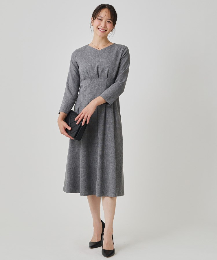 手洗い可／日本製】タックデザインワンピース（ミドルワンピース