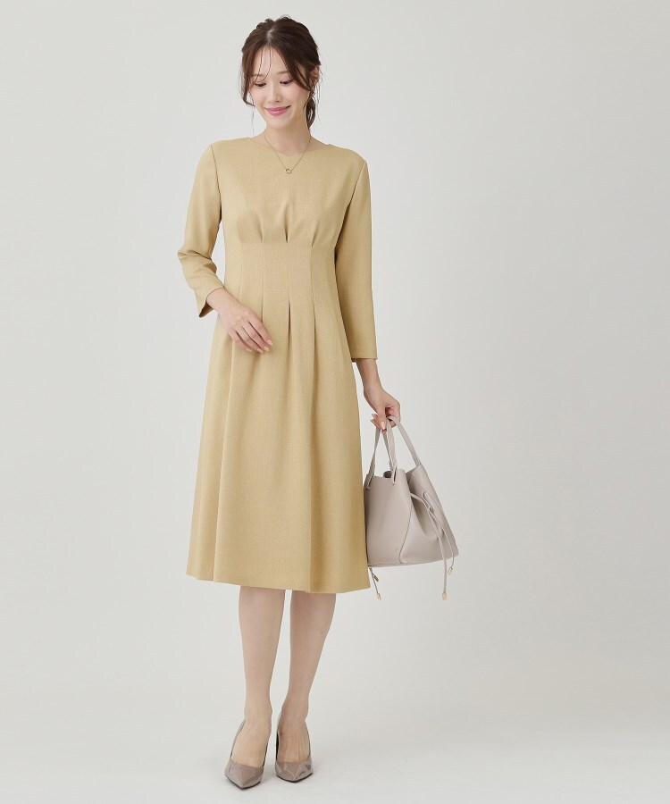 手洗い可／日本製】タックデザインワンピース（ミドルワンピース