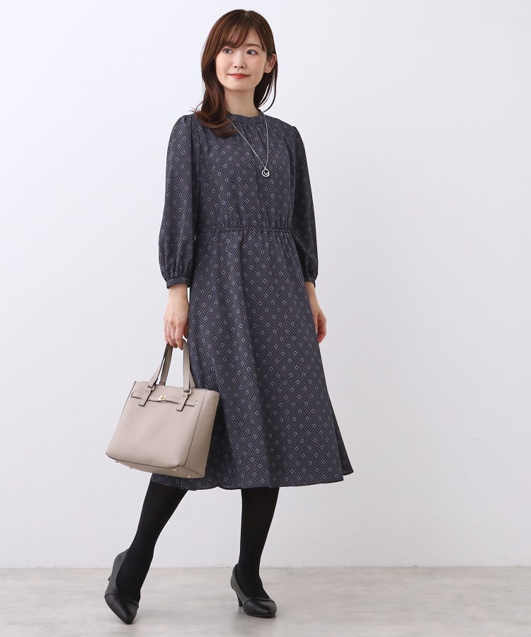きちんと見え／通勤／セレモニーにおすすめ◎】ドット×ダイヤ柄