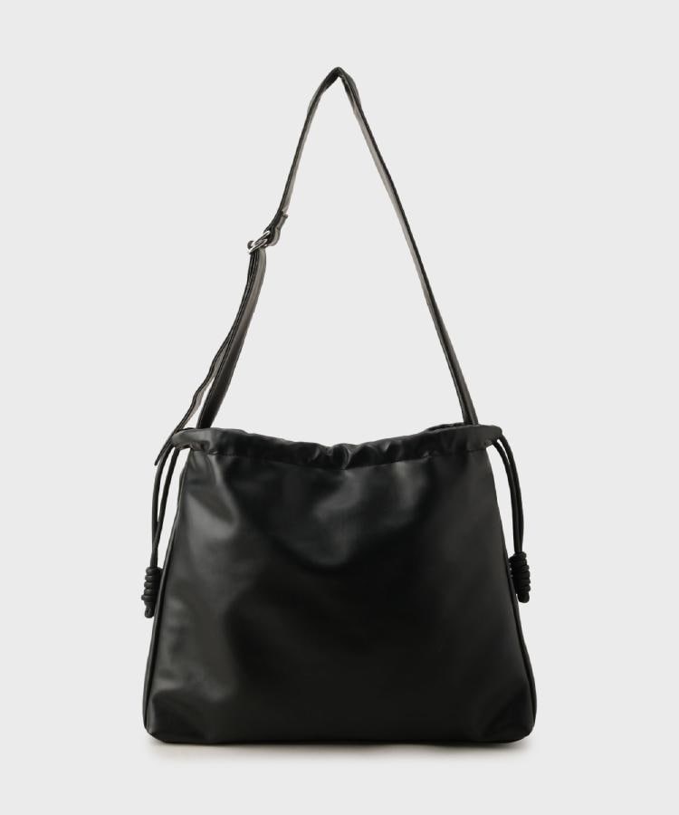 ルーズビッグショルダーバッグ／たすき掛け／ビッグ／A4サイズ収納可能