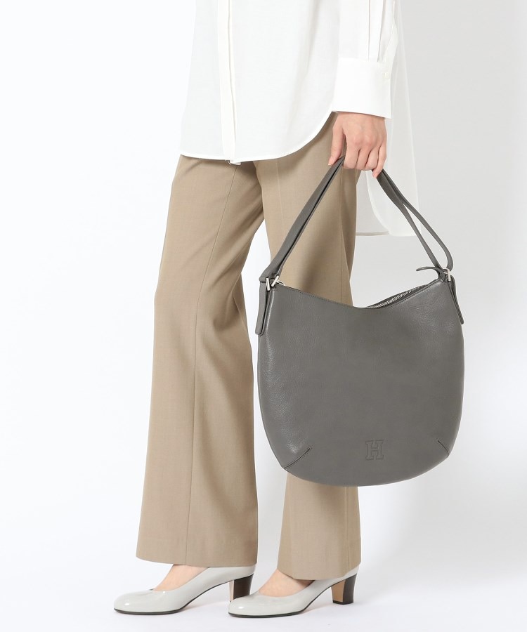 ソーロ】レザーショルダーバッグ M 2WAY 本革（商品番号：P25-20609